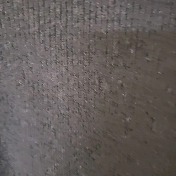 DKNY Active 100% Lambs Wool Ribbed Sweater - Picture 7 of 8